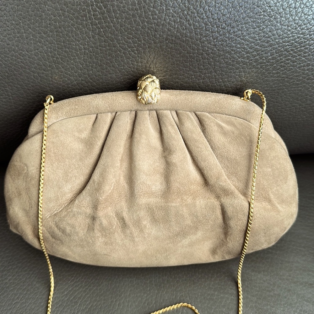 Gorgeous Judith Lieber handbag - Beige with Gold